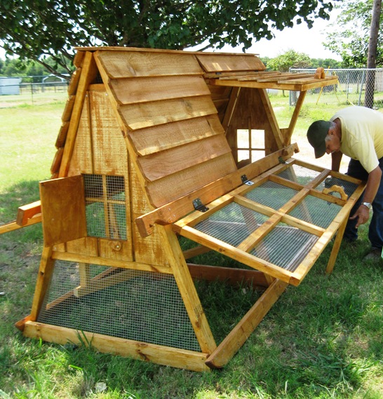 Texas Handcrafted Chicken Coops For 4-15 Chickens
